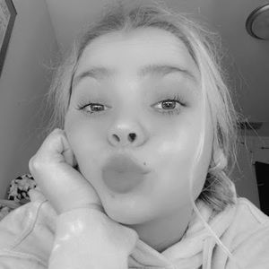 Meet your Posher, Savannah